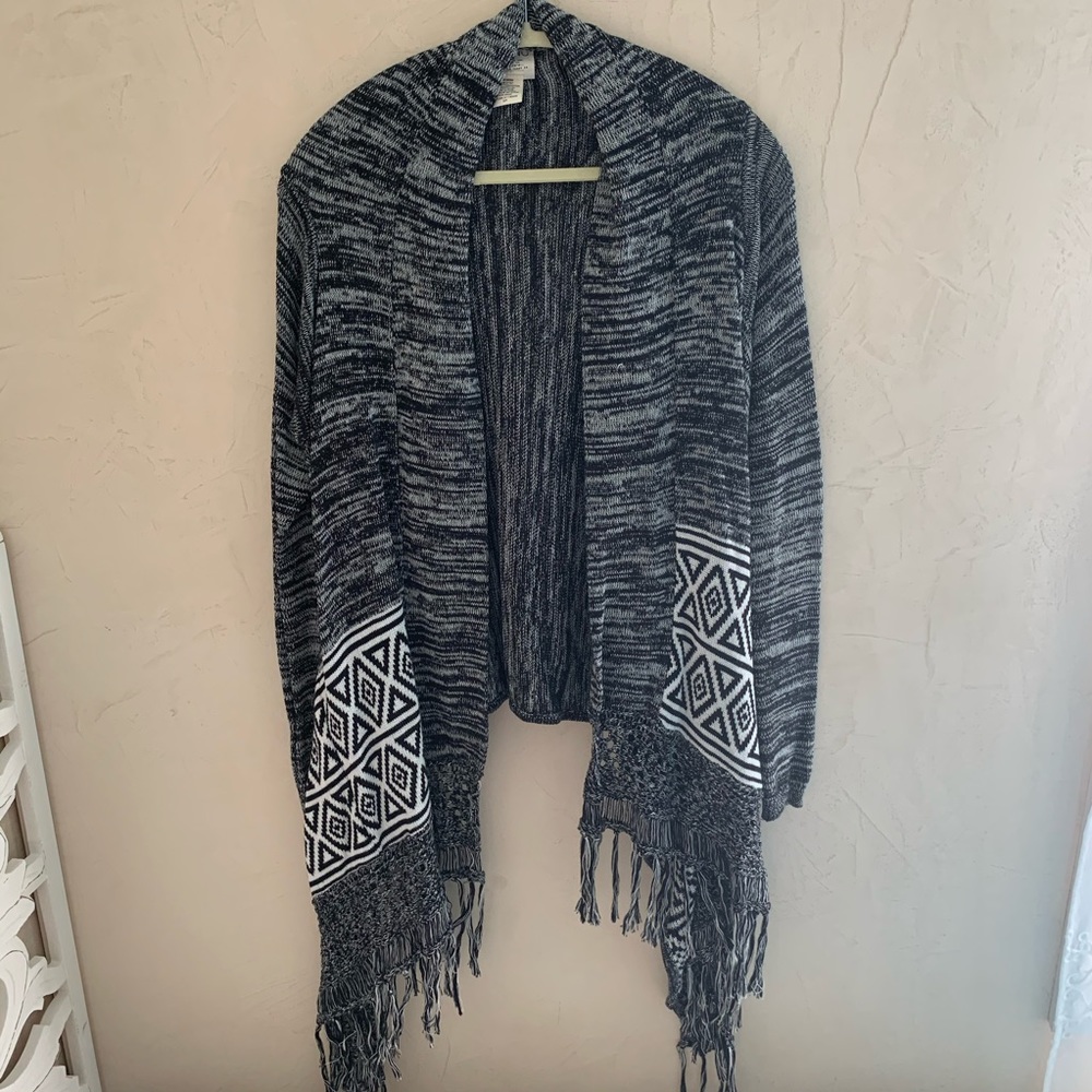 Billabong black and white tassel sweater